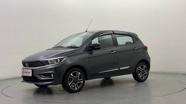 https://images10.gaadi.com/usedcar_image/4587516/original/ed3005b55901588270de5beb947c74ce.JPG?imwidth=6400