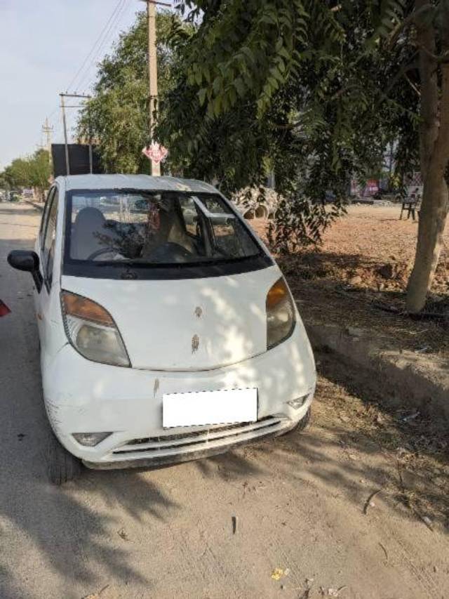 https://images10.gaadi.com/usedcar_image/4587533/original/processed_db729037-9633-4154-b6a3-a4dce871a269.jpg?imwidth=6401