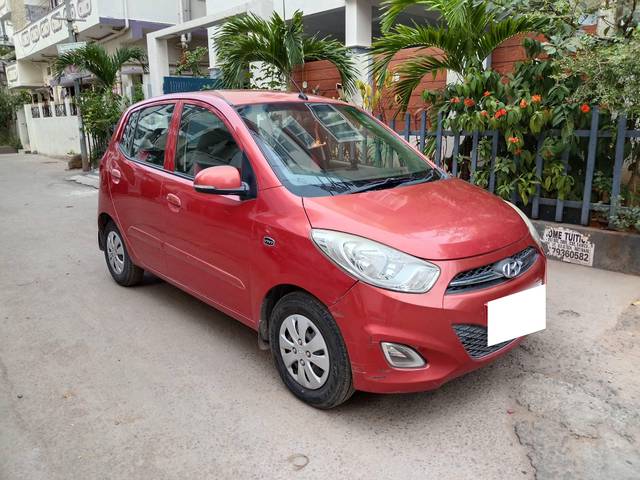 https://images10.gaadi.com/usedcar_image/4587542/original/processed_6b85260dc54a2b9d011fb8618a1738b5.jpg?imwidth=6400