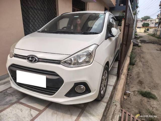 https://images10.gaadi.com/usedcar_image/4587557/original/processed_523f1e84-2077-4e75-8bba-d4cda6e5ee4f.jpg?imwidth=6402