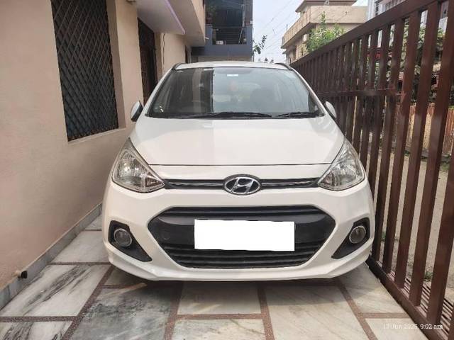 https://images10.gaadi.com/usedcar_image/4587557/original/processed_65b06cb5-187f-4806-a50d-2bad1a594eb2.jpg?imwidth=6400
