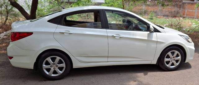 https://images10.gaadi.com/usedcar_image/4587623/original/ca66cb60a3e52071ae458c4dd6d7b9d3.jpg?imwidth=6401
