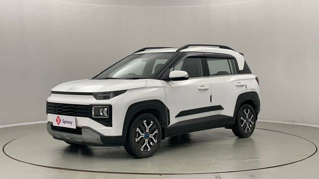 https://images10.gaadi.com/usedcar_image/4587653/original/1582d35a6b8f8926b9f13bd636f1a167.JPG?imwidth=6400