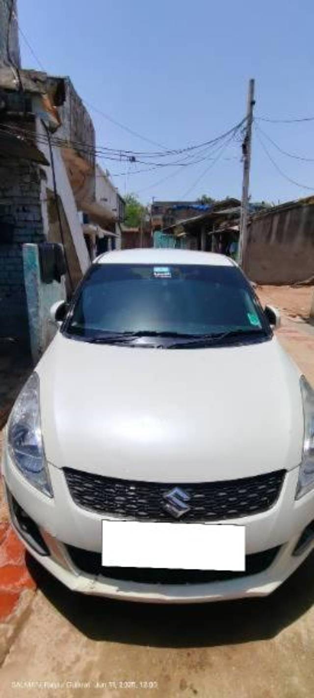 https://images10.gaadi.com/usedcar_image/4587740/original/processed_e863e638-19ee-4a28-a572-2a58908cbd19.jpg?imwidth=6400