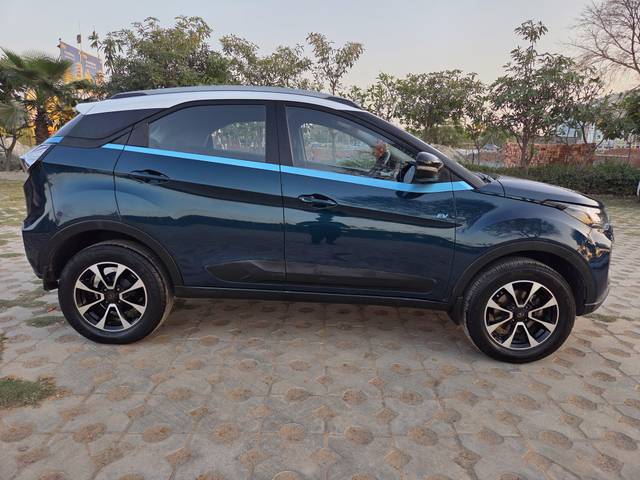 https://images10.gaadi.com/usedcar_image/4587753/original/processed_5111ab3e1ecd1fd5b52f14c84ca48d1b.jpg?imwidth=6401