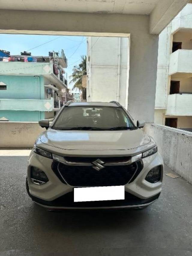 https://images10.gaadi.com/usedcar_image/4587761/original/processed_b1df96ee-76a9-4eaf-8406-9ea4ff1e4d73.jpeg?imwidth=6402