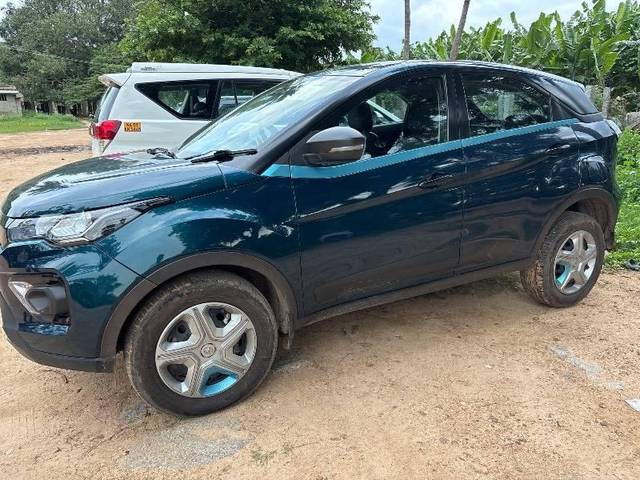 https://images10.gaadi.com/usedcar_image/4587765/original/processed_a2486493-77a9-4b40-aa8f-e809eb0ce1c6.jpg?imwidth=6401