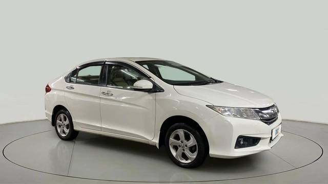 https://images10.gaadi.com/usedcar_image/4587773/original/6ba14eb90c4589fc335c3fc713f9a57d.jpg?imwidth=6400