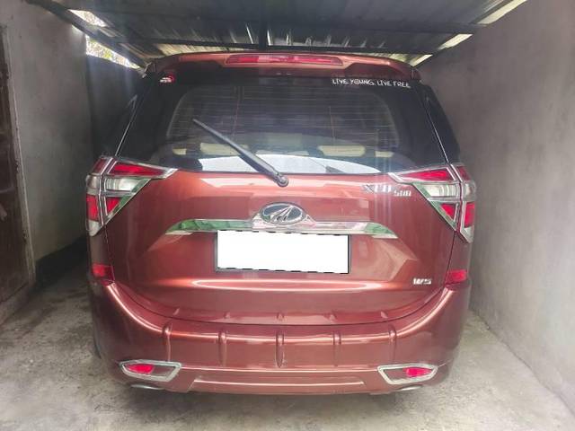 https://images10.gaadi.com/usedcar_image/4587780/original/processed_a5fb0422-6c2c-481e-8049-2cd286592de8.jpg?imwidth=6401