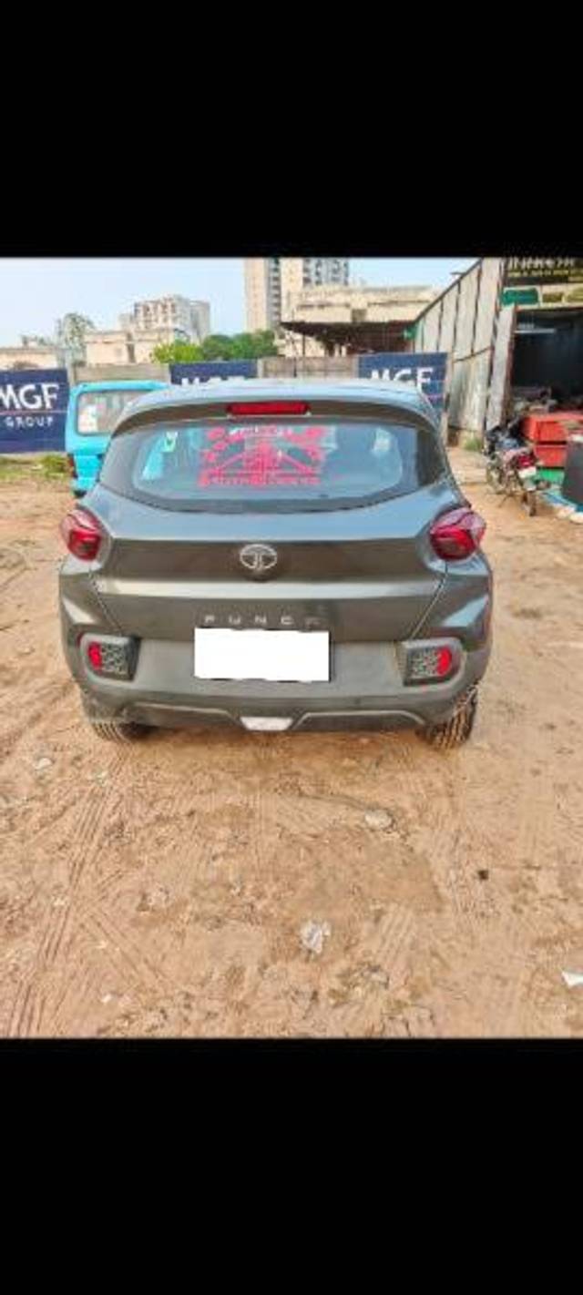 https://images10.gaadi.com/usedcar_image/4587864/original/processed_fa68e463-a35c-4e62-afde-62f72a174c19.jpg?imwidth=6401