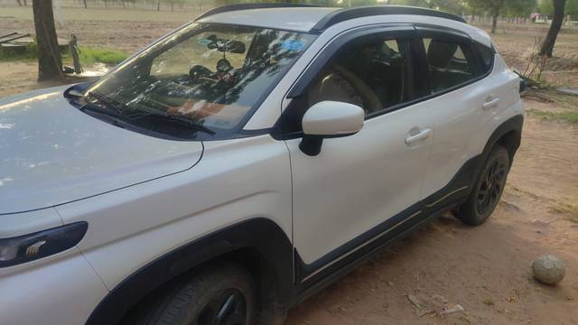 https://images10.gaadi.com/usedcar_image/4587899/original/9fb7c850-60f0-485a-9f1b-84b3448b9ae5.jpg?imwidth=6402