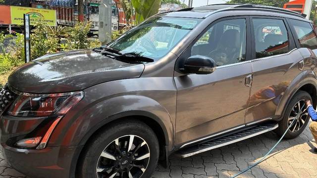 https://images10.gaadi.com/usedcar_image/4587913/original/processed_a69873aa-719d-477c-a0ef-bbd6d88004be.jpeg?imwidth=6400