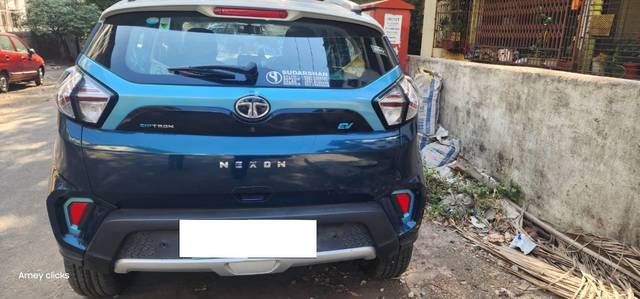 https://images10.gaadi.com/usedcar_image/4587917/original/processed_a39480cb-e8e3-4dbd-8d02-8a2267cc8673.jpg?imwidth=6401