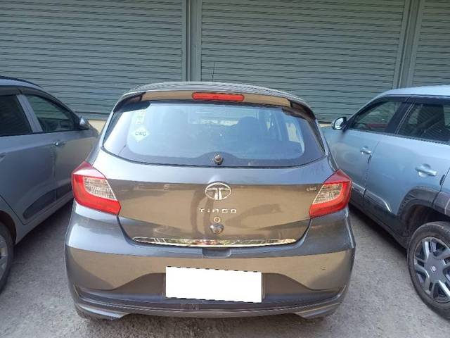https://images10.gaadi.com/usedcar_image/4587923/original/processed_3957fd5a-2e12-43a7-a088-eea4eb0d6e37.jpg?imwidth=6402