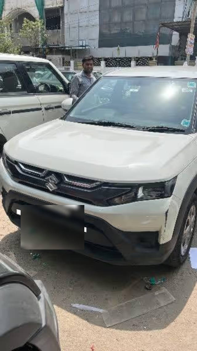 https://images10.gaadi.com/usedcar_image/4587977/original/7e119c2f-670c-4f5f-b6db-540c8ee1b09a.png?imwidth=6400