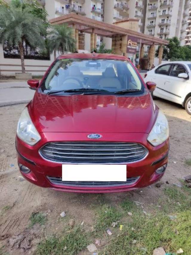 https://images10.gaadi.com/usedcar_image/4588046/original/processed_88010801-da71-4d5c-b473-716f0cb75fd2.jpg?imwidth=6400