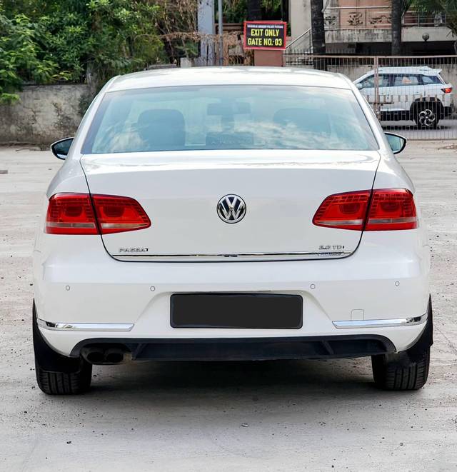 https://images10.gaadi.com/usedcar_image/4588074/original/processed_f5dde05ed34379c6c8029d477616b147.jpg?imwidth=6402