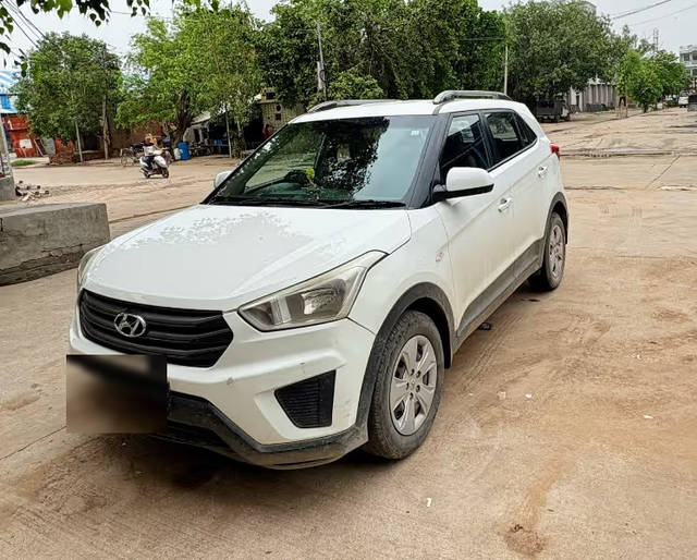 https://images10.gaadi.com/usedcar_image/4588097/original/4a2d7ad5-9c1c-4fc1-a9bb-e38ec22fa7ac.png?imwidth=6400