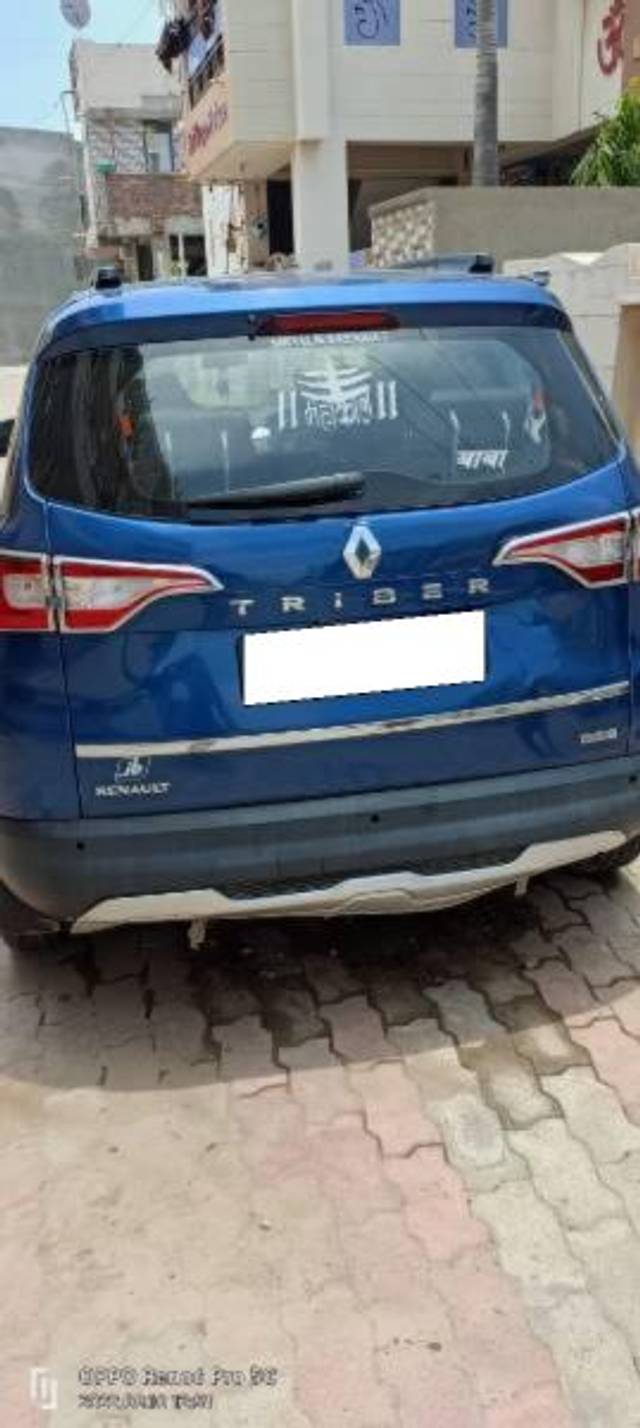 https://images10.gaadi.com/usedcar_image/4588148/original/processed_b8874a60-ffd6-48ac-adc9-c6a2d28d75f7.jpg?imwidth=6401