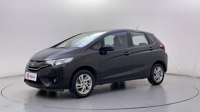 https://images10.gaadi.com/usedcar_image/4588182/original/825eb5e7bb0b539ab1d927a015e699db.JPG?imwidth=6400