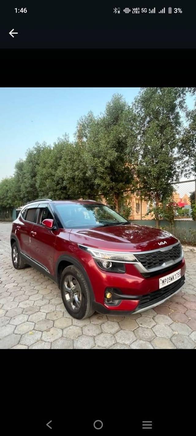 https://images10.gaadi.com/usedcar_image/4588184/original/processed_46363c6bd1486502965c0941aea523c3.jpeg?imwidth=6402