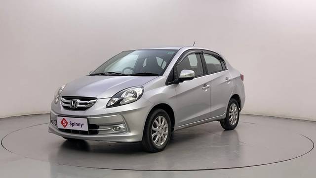 https://images10.gaadi.com/usedcar_image/4588186/original/d62a69d818ef7294cf7c1ad5f04ed903.JPG?imwidth=6400