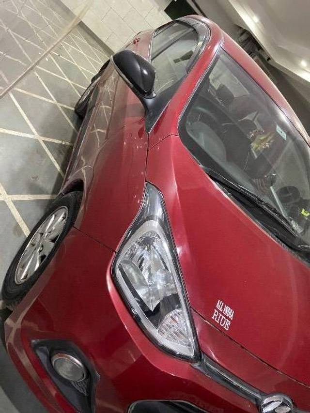https://images10.gaadi.com/usedcar_image/4588240/original/processed_acce88f3-bbd3-4a16-ba42-f511382775e9.jpeg?imwidth=6402