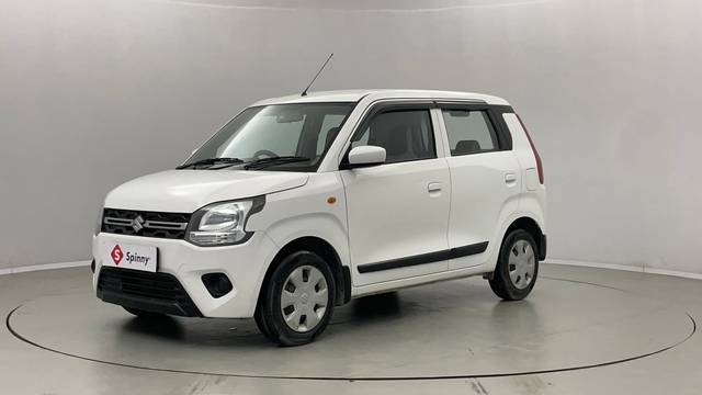 https://images10.gaadi.com/usedcar_image/4588271/original/d5d73fa0d4c6c807de288c3257f659c1.JPG?imwidth=6400