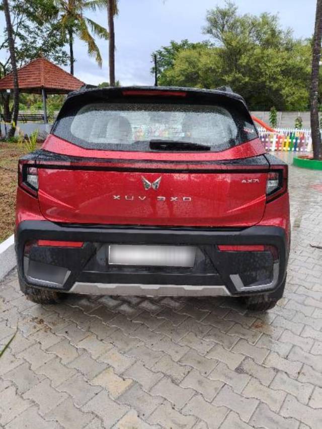 https://images10.gaadi.com/usedcar_image/4588273/original/processed_20fe1be6-996d-471f-8301-efee0b2f952a.jpg?imwidth=6402