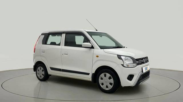 https://images10.gaadi.com/usedcar_image/4588301/original/d803ac2feeeae0c7efb7a58aa6f67553.jpg?imwidth=6400