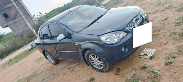 https://images10.gaadi.com/usedcar_image/4588321/original/processed_32d5eeea-383f-4b30-a6e1-45956113ddb6.jpg?imwidth=6400
