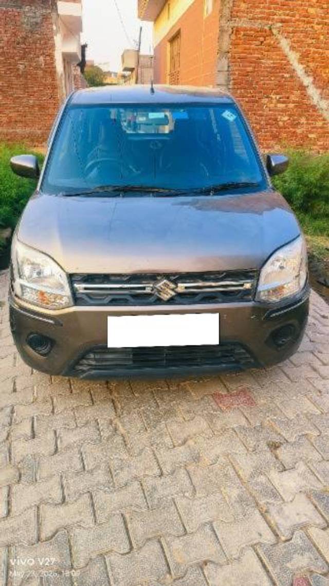 https://images10.gaadi.com/usedcar_image/4588322/original/processed_34db386d-cc87-441a-80f0-f1935d9a1306.jpg?imwidth=6400