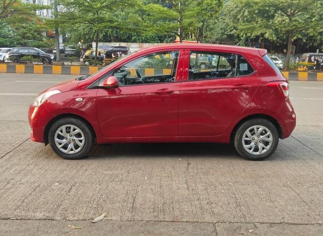https://images10.gaadi.com/usedcar_image/4588348/original/ca9d482acdea746a073c1bd456bc45a9.jpg?imwidth=6402