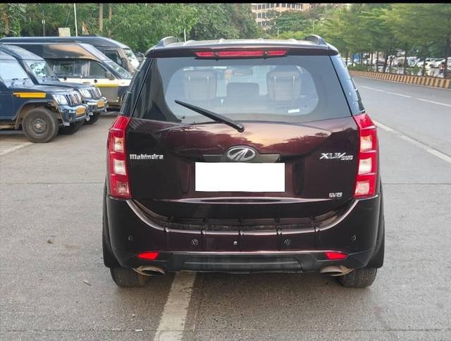 https://images10.gaadi.com/usedcar_image/4588408/original/processed_d87f9f048ab178cb9fb9b9b755785cb0.jpg?imwidth=6402