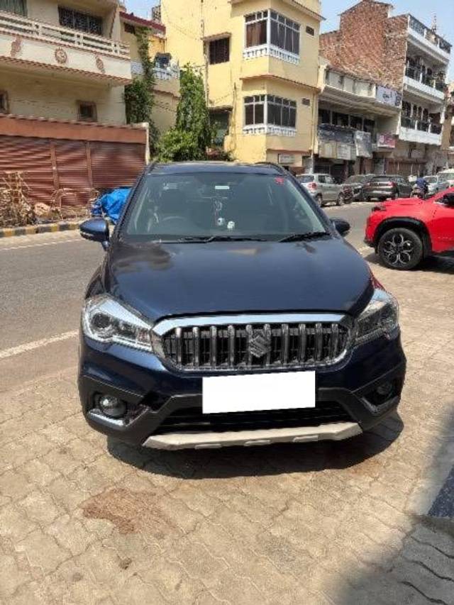 https://images10.gaadi.com/usedcar_image/4588418/original/processed_a4046575-05f8-4255-950c-25ee3b529b09.jpg?imwidth=6400