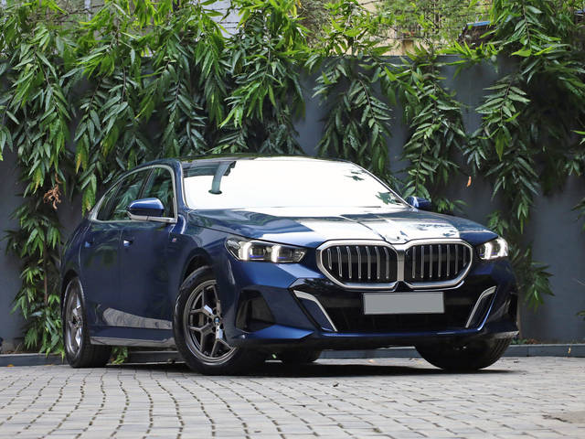 https://images10.gaadi.com/usedcar_image/4588469/original/2d73d7e574d771d2380d53f70d4bb195.jpg?imwidth=6400
