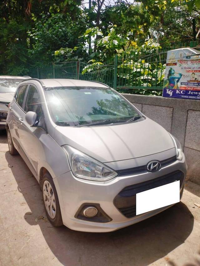 https://images10.gaadi.com/usedcar_image/4588490/original/processed_498389c84f54807b946fcc3a277b3cdd.jpg?imwidth=6400