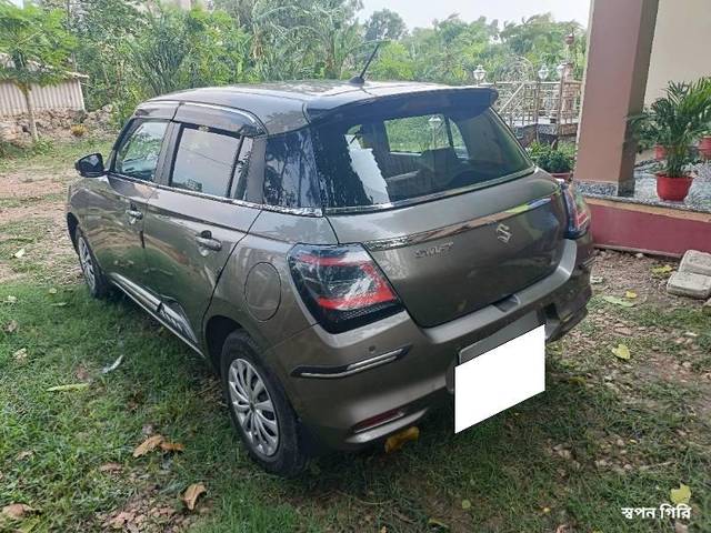 https://images10.gaadi.com/usedcar_image/4588532/original/processed_e8ac7703-1d4f-441a-84a3-c7bfedca920d.jpg?imwidth=6401