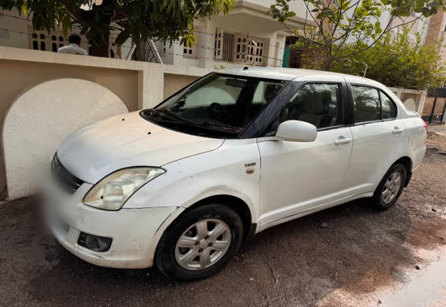 https://images10.gaadi.com/usedcar_image/4588534/original/3d7c8426-9f96-4999-9c5f-80691a9f6f64.?imwidth=6400