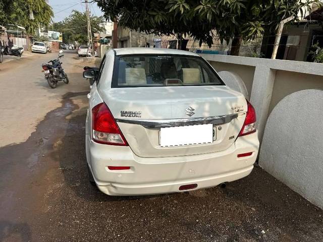 https://images10.gaadi.com/usedcar_image/4588534/original/processed_def68581-db60-4282-b7b1-404b82f9631b.jpeg?imwidth=6402