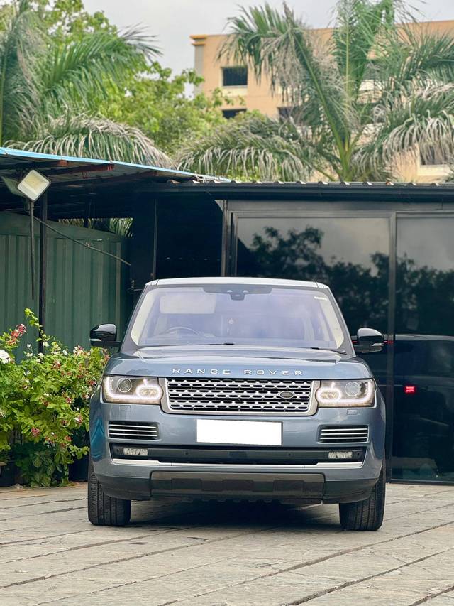https://images10.gaadi.com/usedcar_image/4588537/original/processed_bbc8d808e1a8e92db0762e4ed4176547.jpg?imwidth=6400