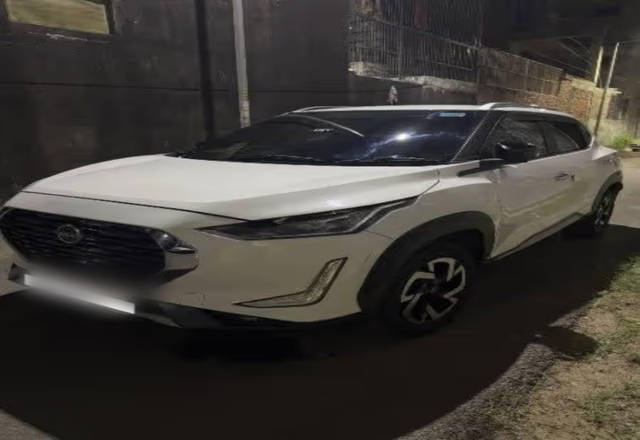 https://images10.gaadi.com/usedcar_image/4588573/original/29d8d087-fbd9-4cfb-b8cd-4cb6100437e4.?imwidth=6402