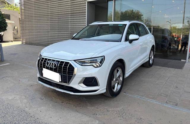 https://images10.gaadi.com/usedcar_image/4588577/original/processed_79c99dc38ec583928fd2660b8d29a5e3.jpg?imwidth=6400
