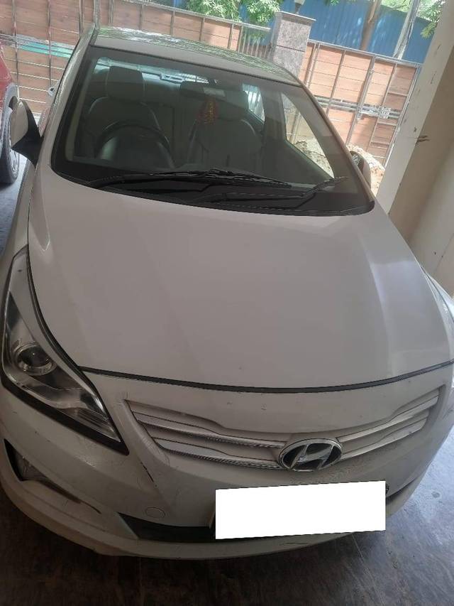 https://images10.gaadi.com/usedcar_image/4588584/original/processed_2fb9ce0b-f7e3-4681-a50b-1d7362f86520.jpg?imwidth=6401
