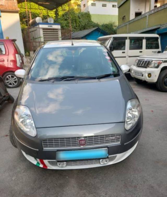 https://images10.gaadi.com/usedcar_image/4588585/original/processed_2df7bad1-6db1-40b5-8757-70122fd7ea75.jpg?imwidth=6400
