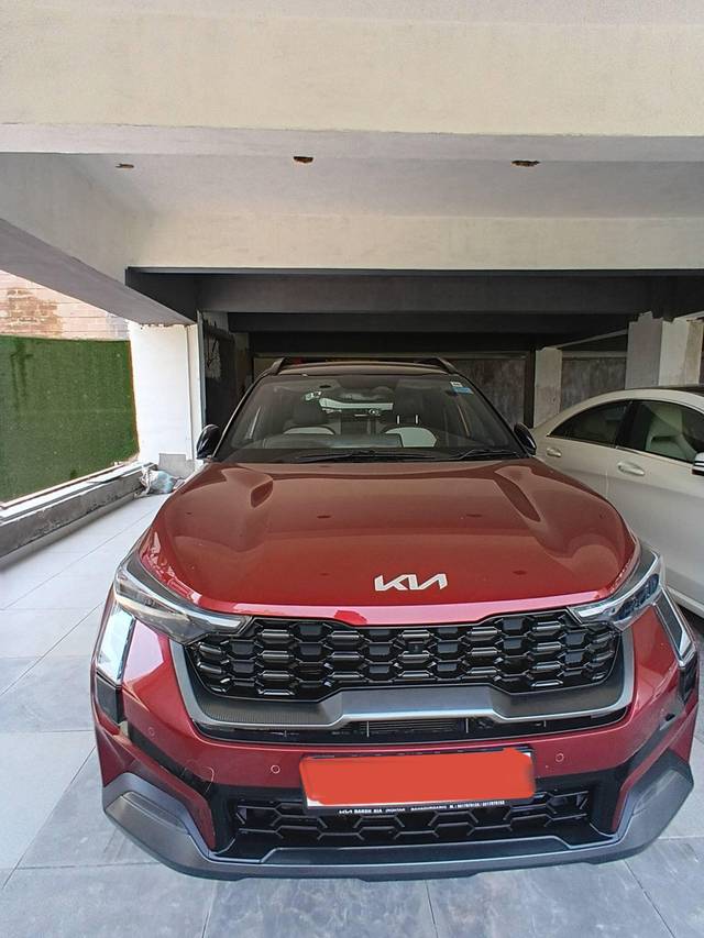 https://images10.gaadi.com/usedcar_image/4588623/original/processed_43e48b3b2b458f7b2f83983c7c314fe0.jpg?imwidth=6400