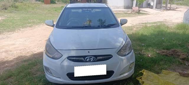 https://images10.gaadi.com/usedcar_image/4588624/original/processed_3df68d0e-26ed-4723-9766-b42848ec0e19.jpg?imwidth=6402