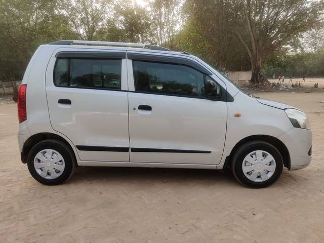 https://images10.gaadi.com/usedcar_image/4588629/original/024220184abb80d30c4f559f8f2f8f2e.jpg?imwidth=6401