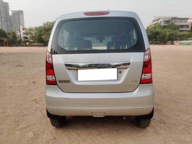 https://images10.gaadi.com/usedcar_image/4588629/original/processed_7d3217b6ead414c9bbcce7f7a45819e7.jpg?imwidth=6402