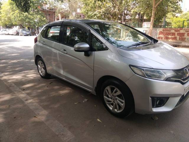https://images10.gaadi.com/usedcar_image/4588636/original/processed_d96742bf5301e761e4ec514c62e6fb99.jpg?imwidth=6400